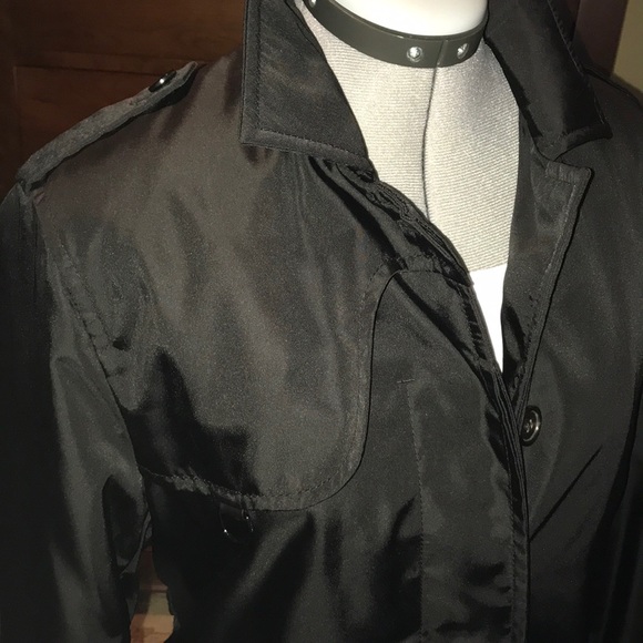 ❤️❤️Prada lightly padded nylon trench coat - Picture 8 of 11